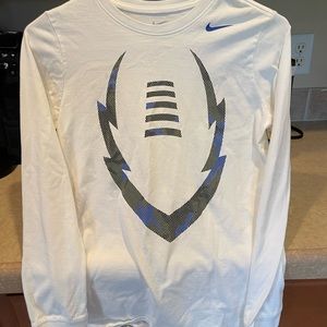 Nike Youth Large L/S shirt